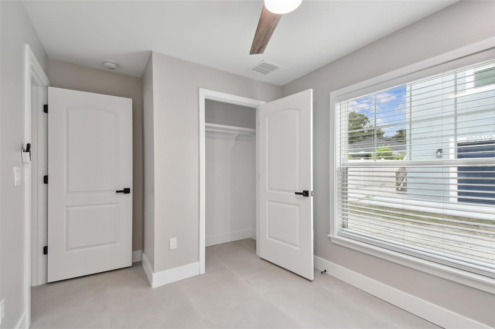 Image 21 of 27 For 2931 5th Avenue S