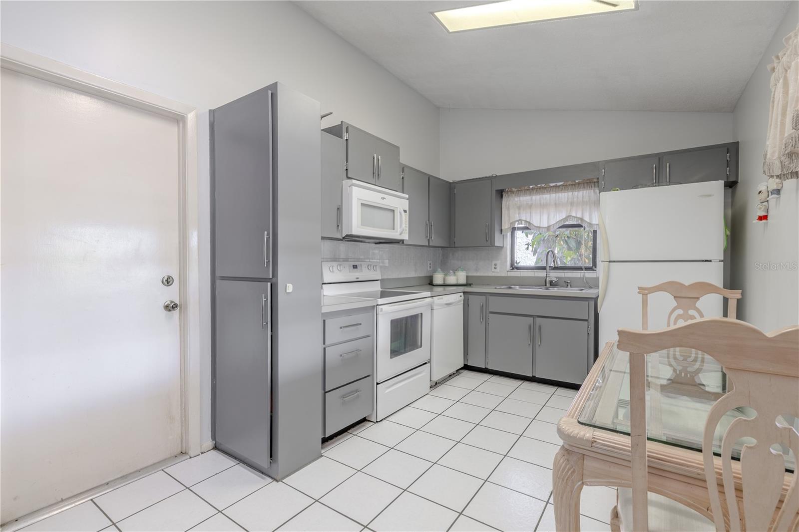 Image 11 of 39 For 1034 Mandarin Drive