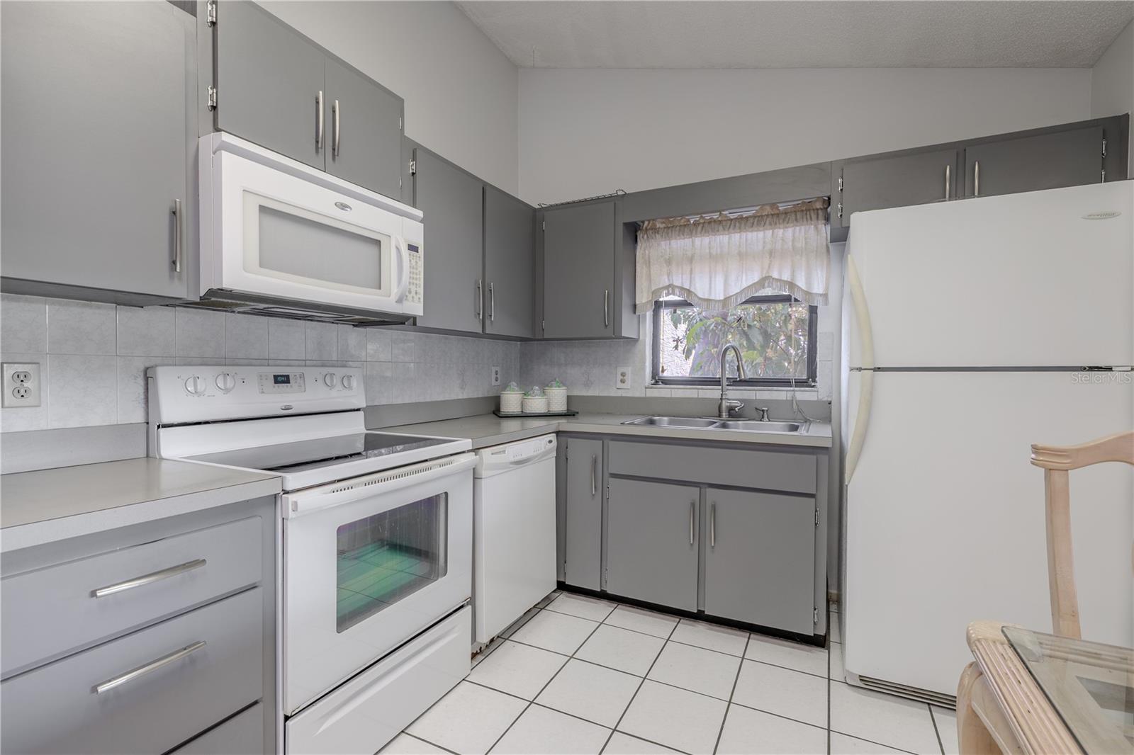 Image 12 of 39 For 1034 Mandarin Drive