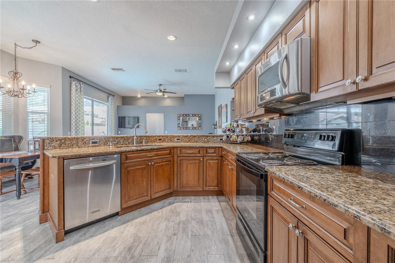 Image 13 of 53 For 4951 Musselshell Drive