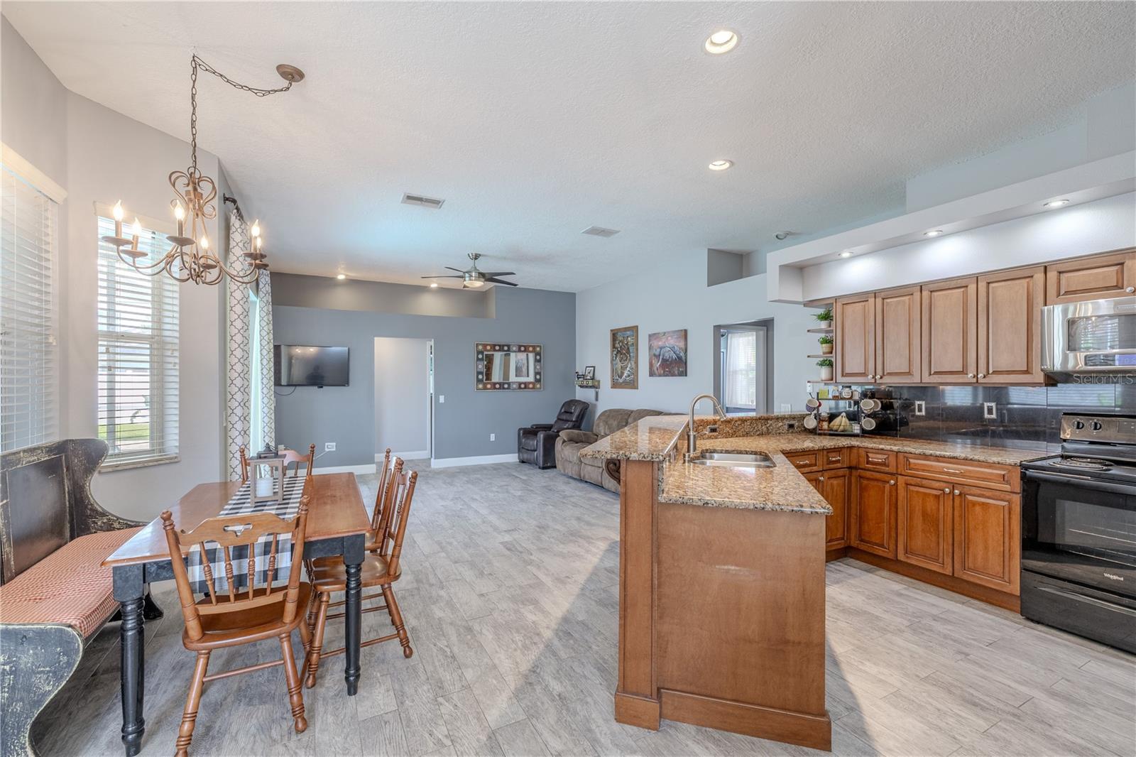 Image 19 of 53 For 4951 Musselshell Drive