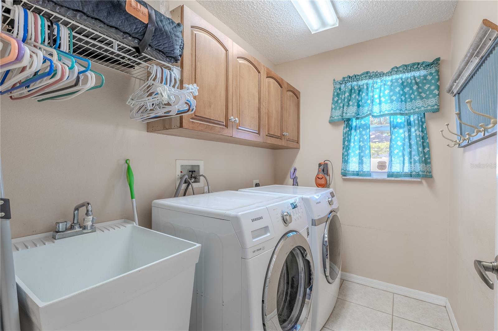Image 35 of 53 For 4951 Musselshell Drive