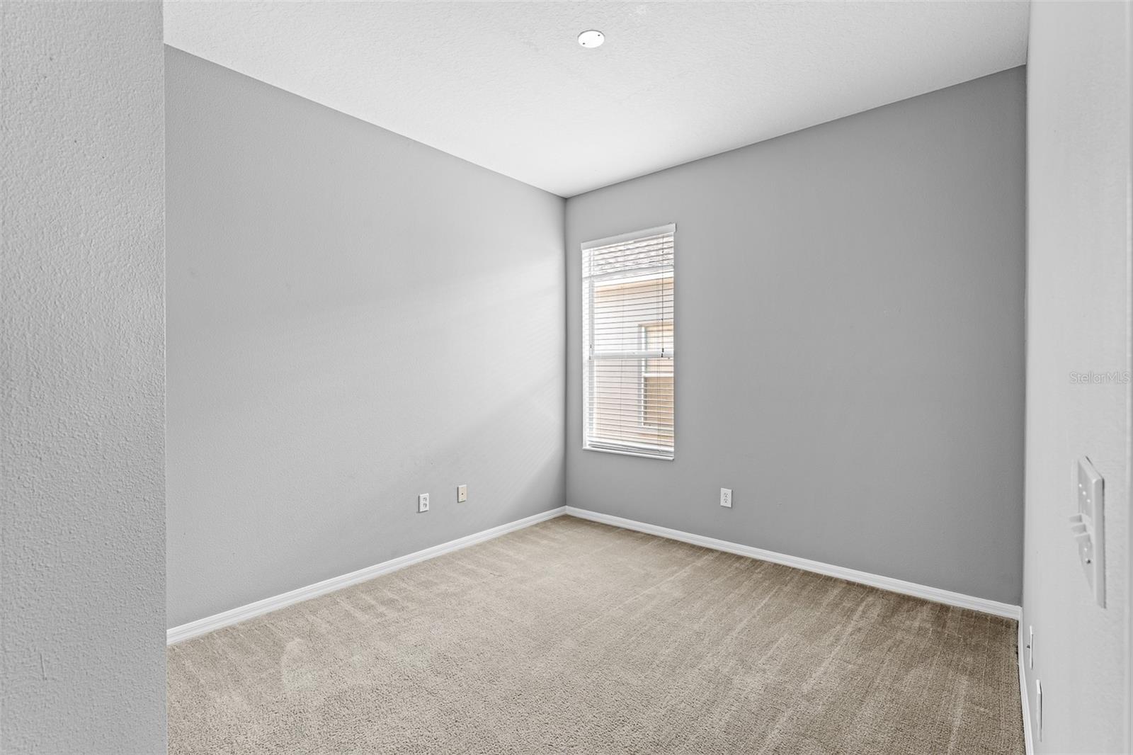 Image 13 of 55 For 8420 Deer Chase Drive
