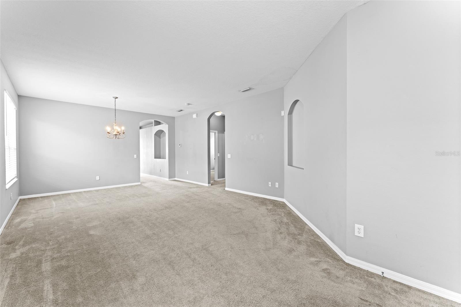 Image 5 of 55 For 8420 Deer Chase Drive