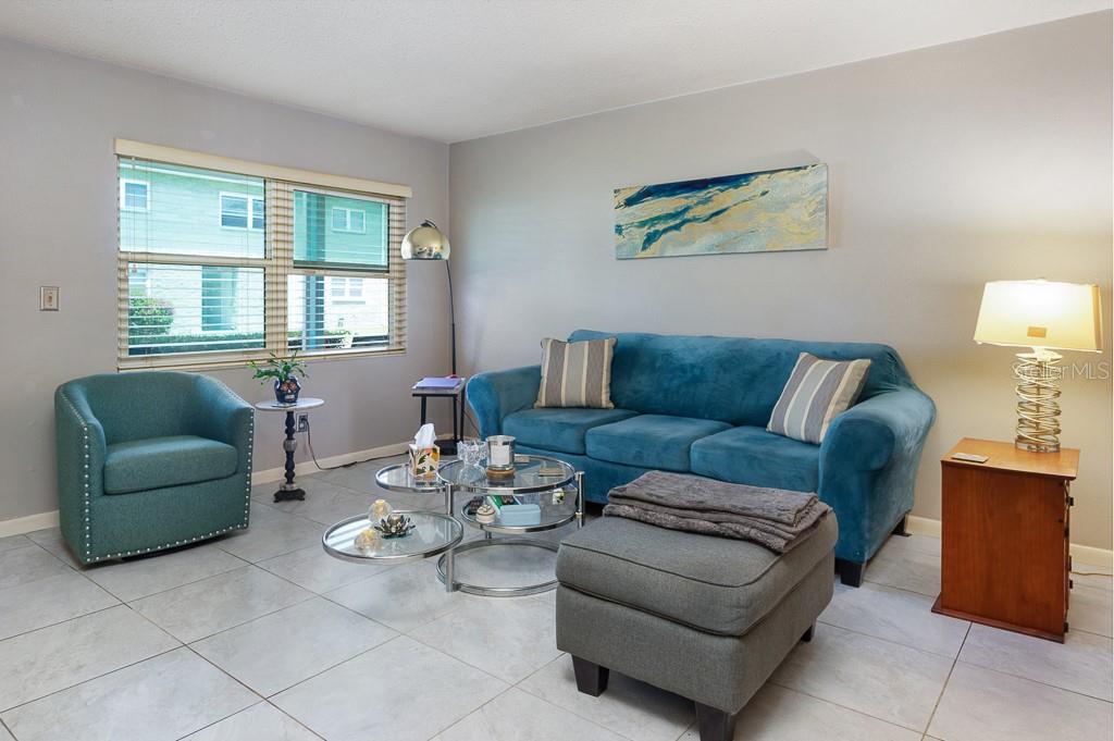 Image 10 of 30 For 5267 81st Street N 8