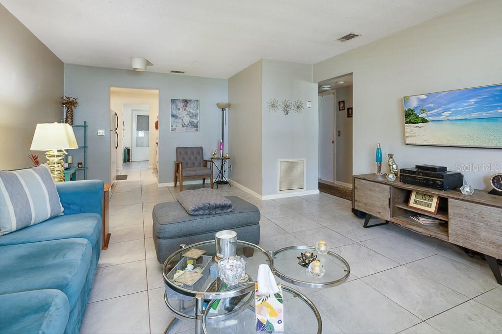 Image 12 of 30 For 5267 81st Street N 8