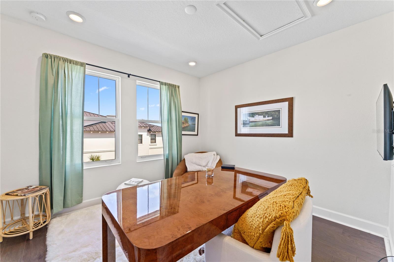 Image 30 of 47 For 5351 Bridge Street 27