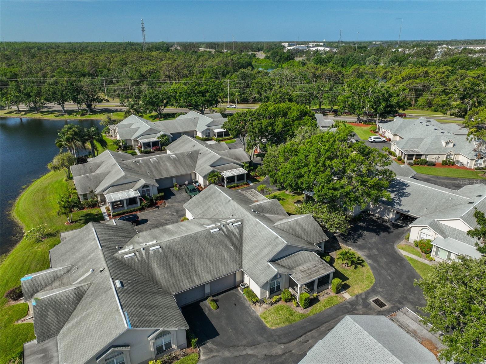 Image 11 of 42 For 1140 Golfview Woods Drive 1140
