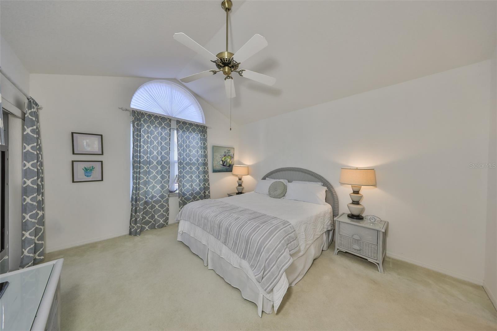 Image 12 of 42 For 1140 Golfview Woods Drive 1140
