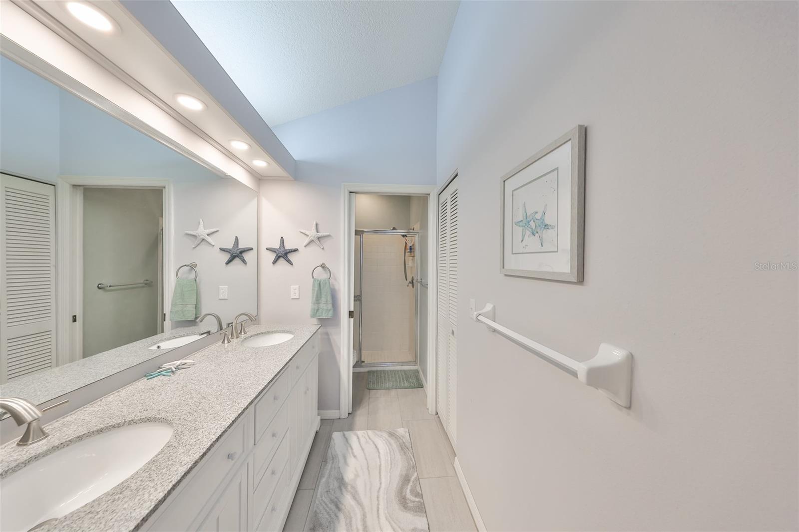 Image 14 of 42 For 1140 Golfview Woods Drive 1140
