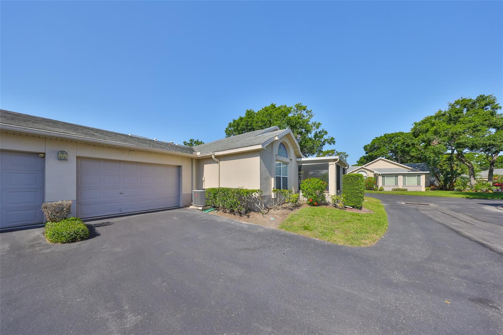 Image 29 of 42 For 1140 Golfview Woods Drive 1140