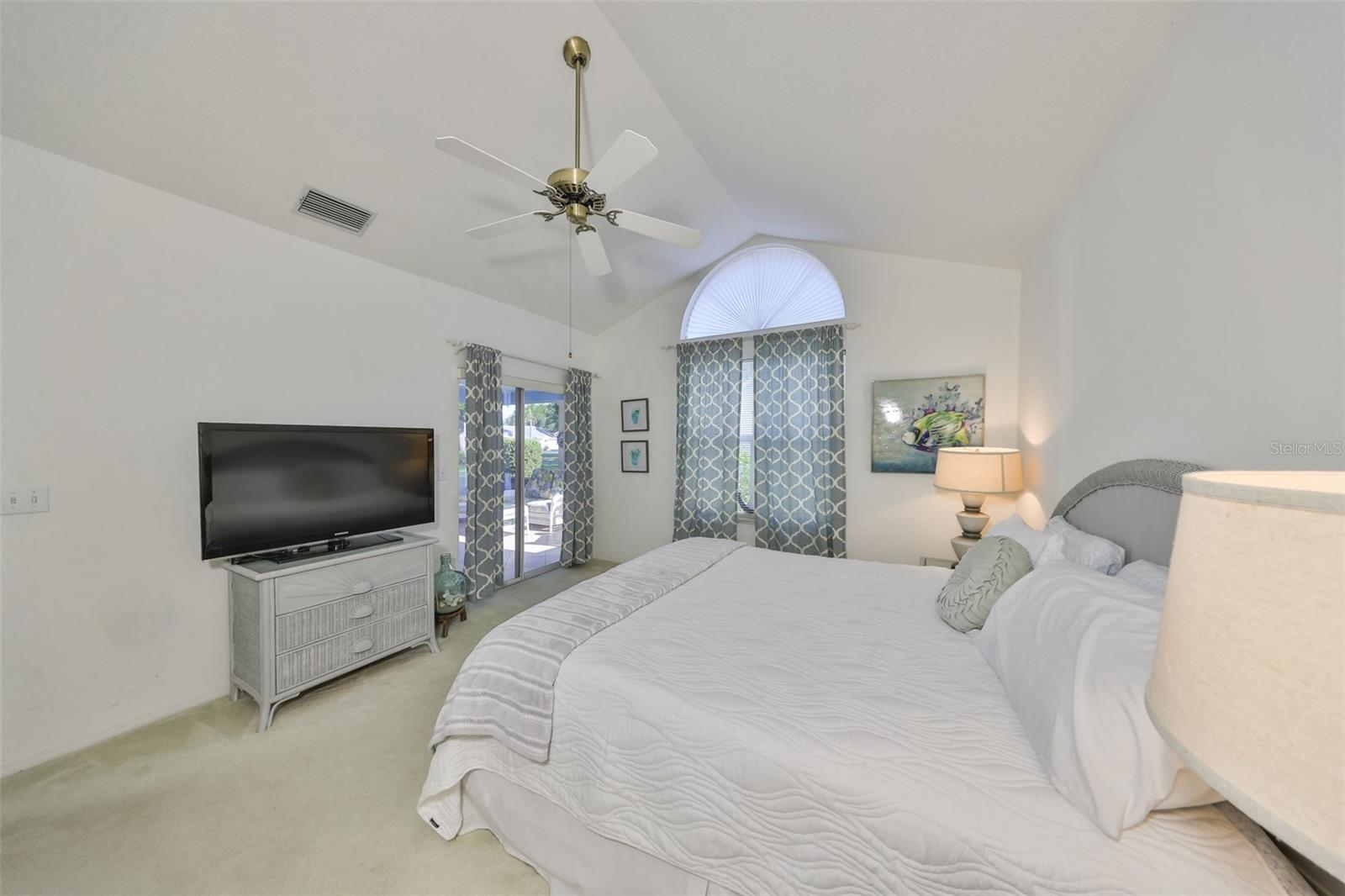 Image 38 of 42 For 1140 Golfview Woods Drive 1140