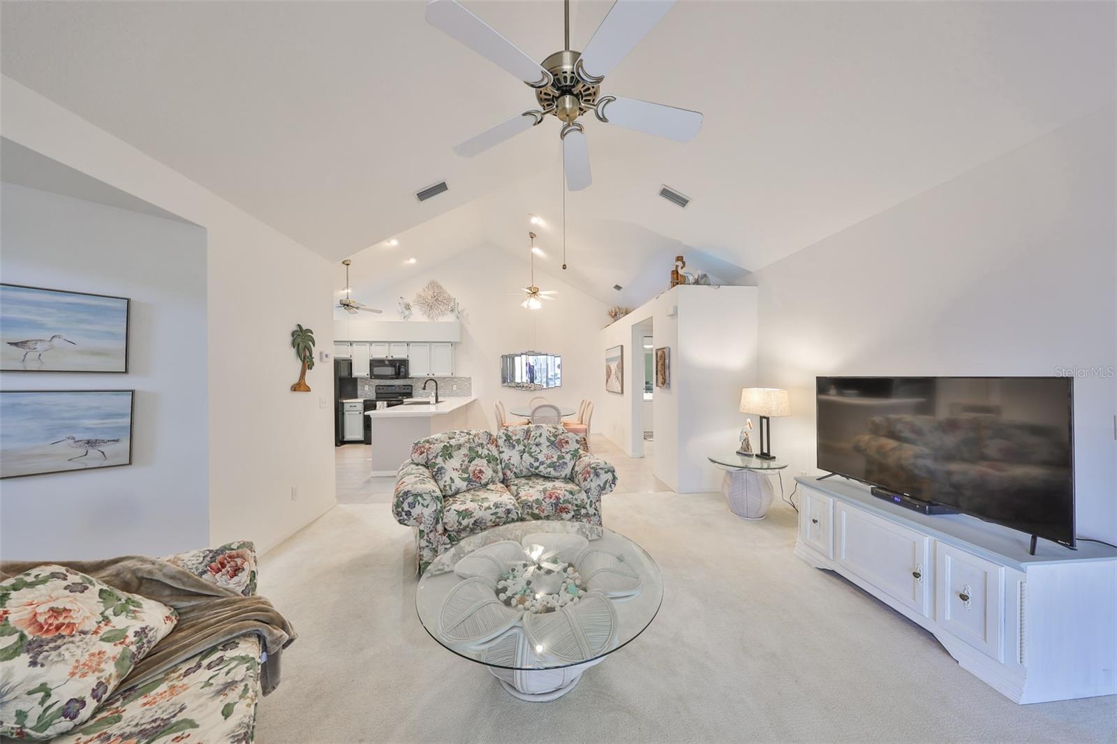 Image 6 of 42 For 1140 Golfview Woods Drive 1140