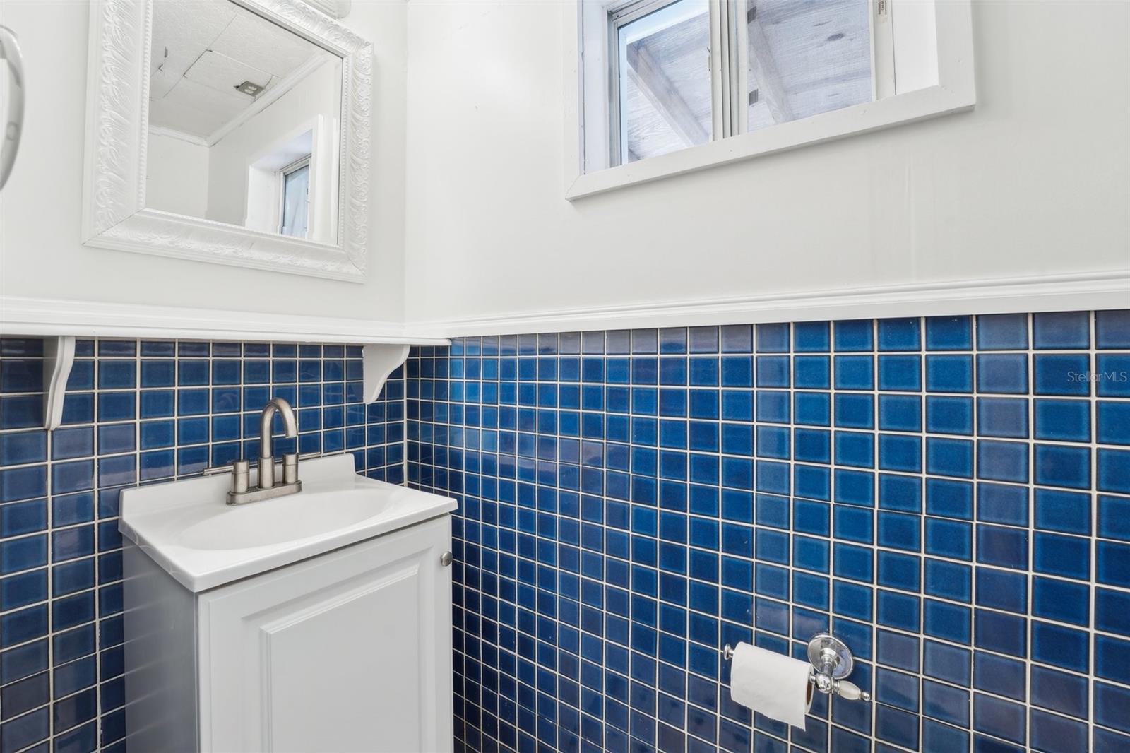 Image 37 of 67 For 3813 Luma Dr