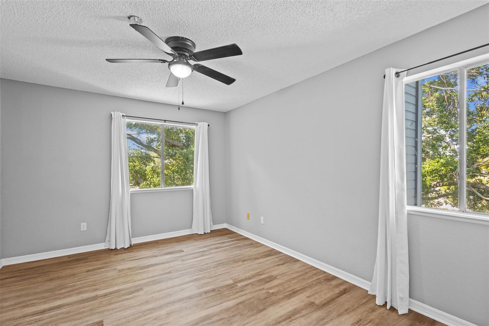 Image 15 of 43 For 10265 Gandy Boulevard N 1406