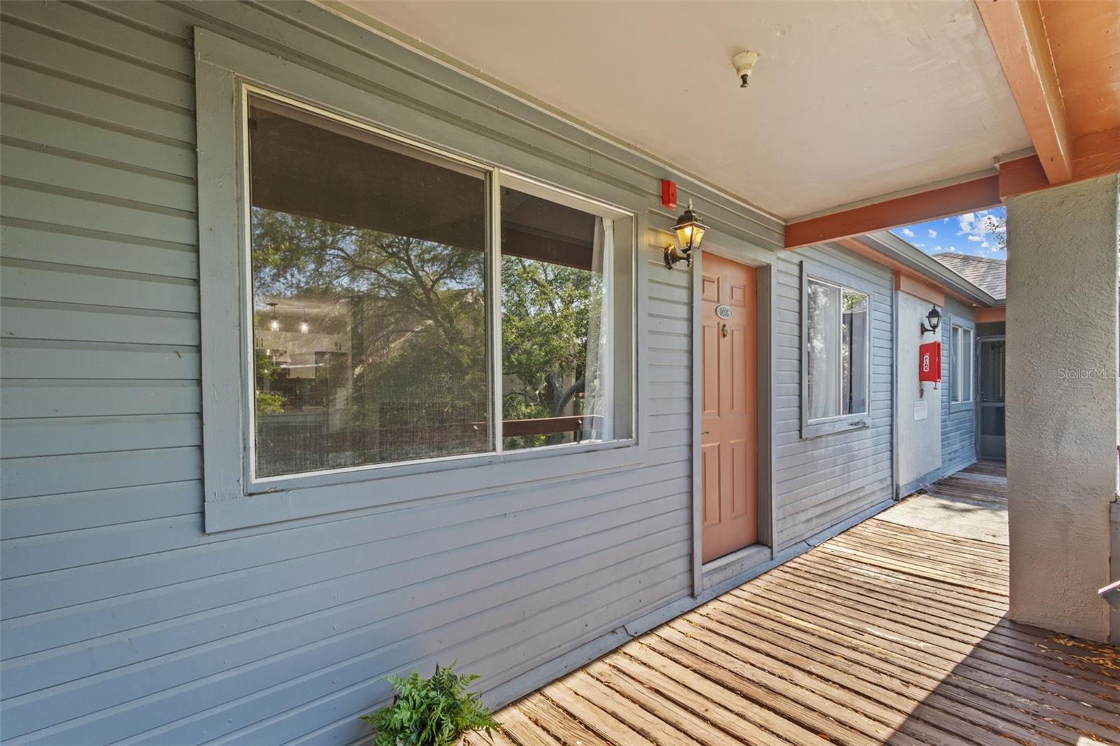 Image 2 of 43 For 10265 Gandy Boulevard N 1406