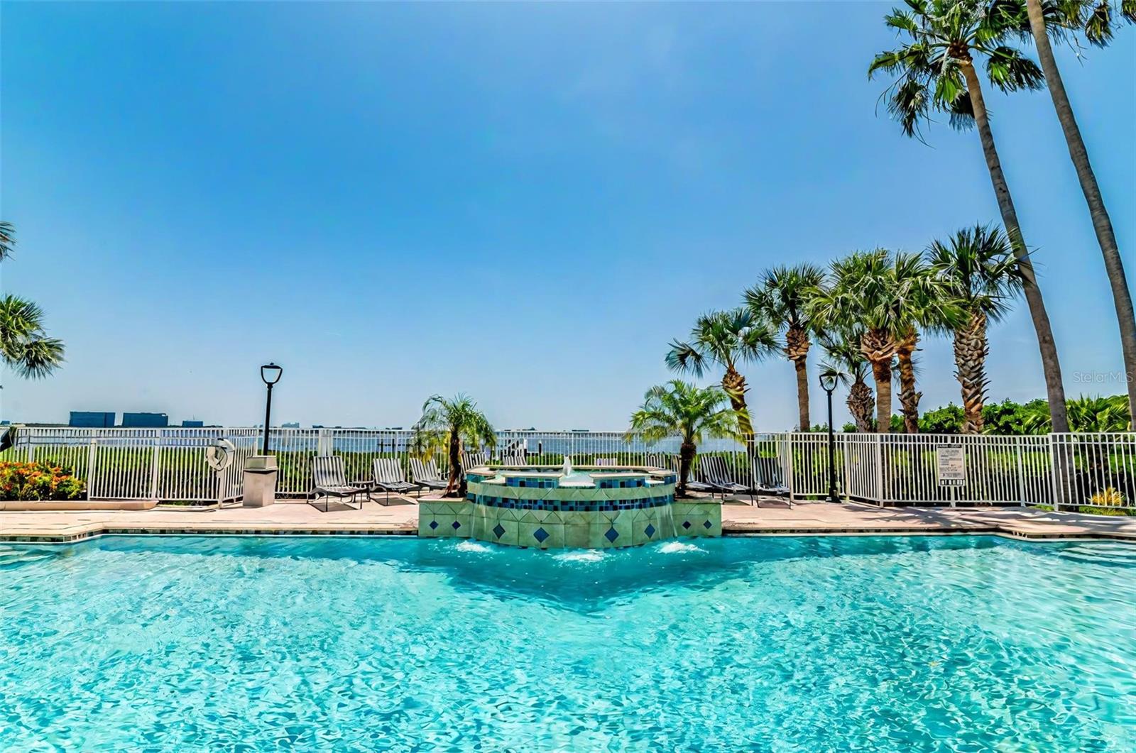 Image 37 of 55 For 5301 Bay Club Circle