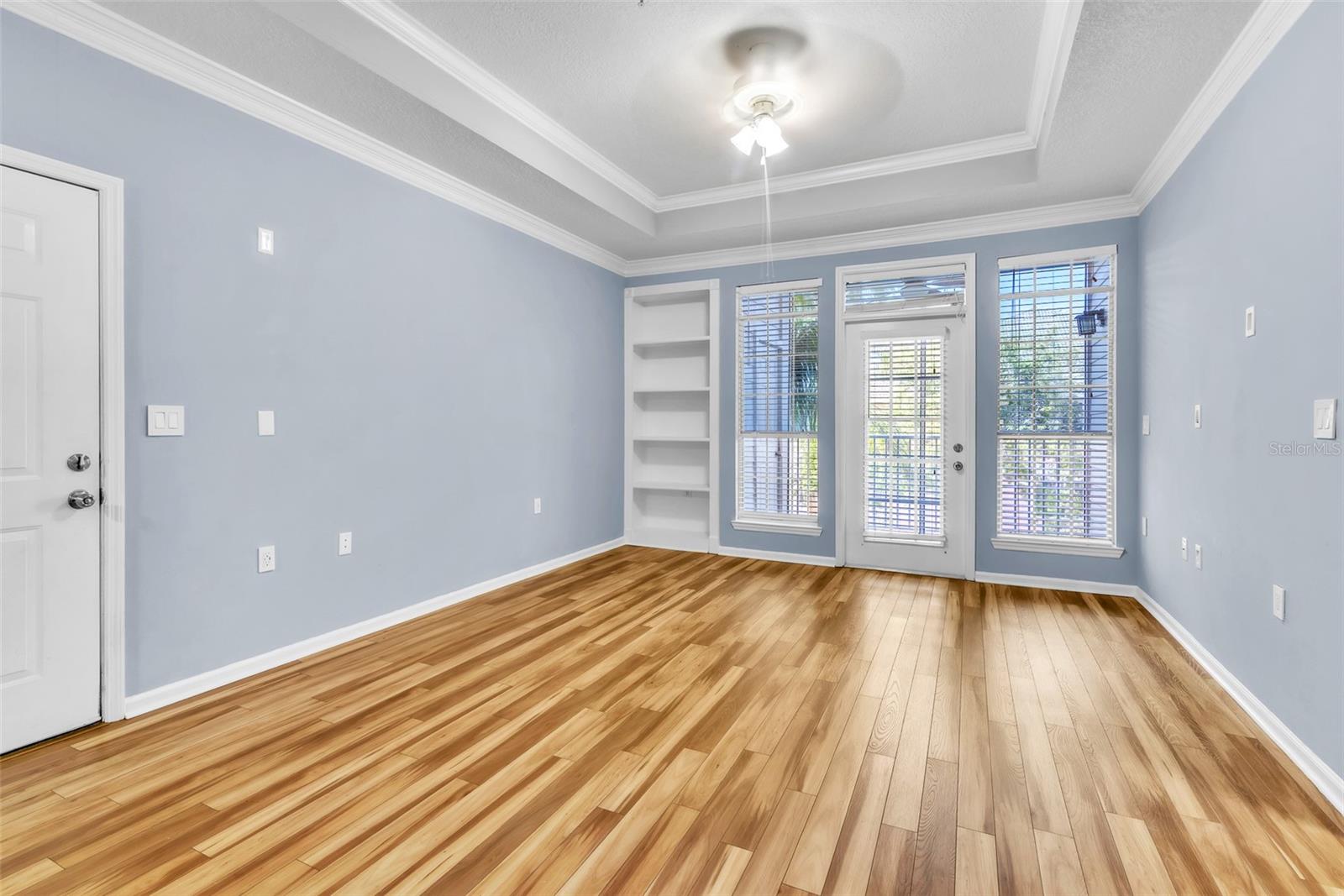 Image 6 of 55 For 5301 Bay Club Circle