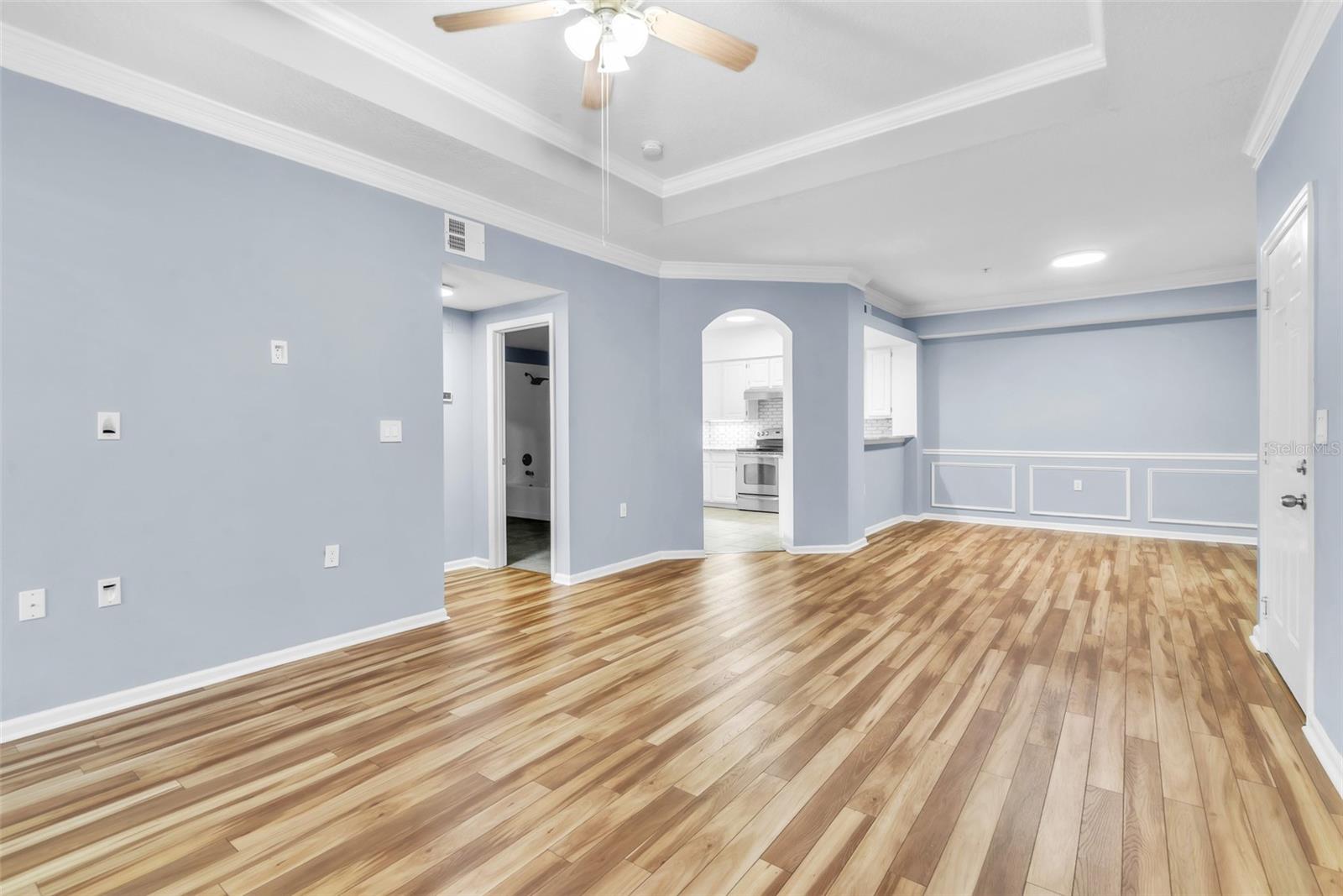 Image 8 of 55 For 5301 Bay Club Circle