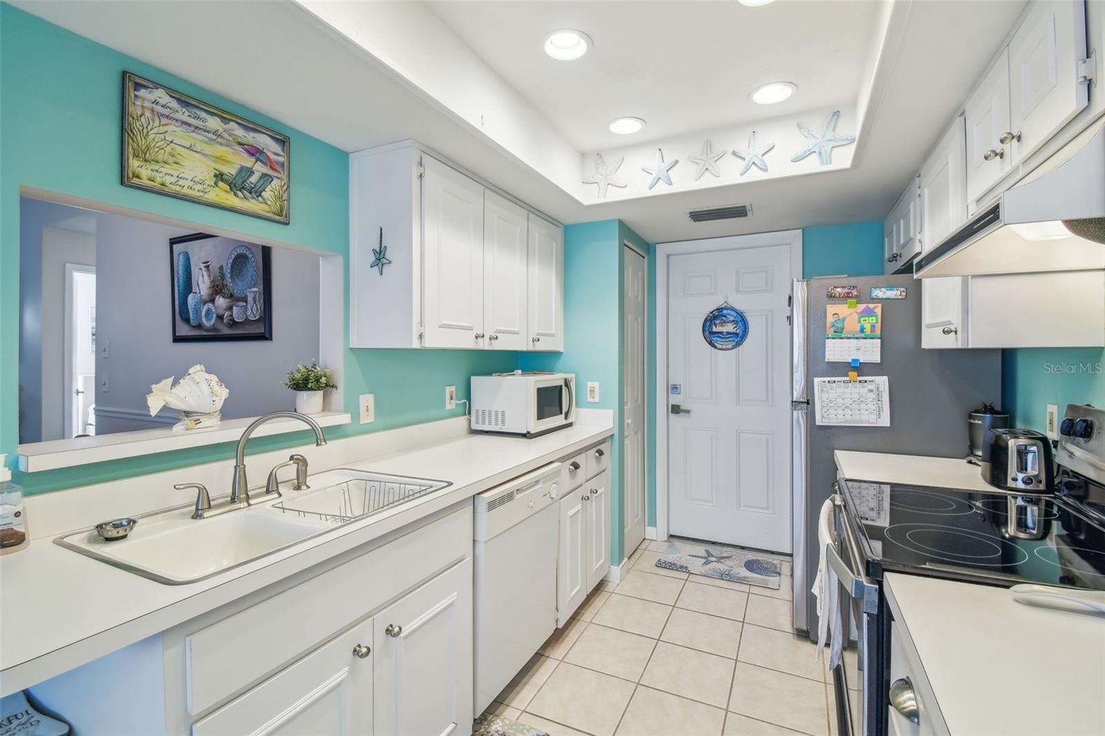 Image 18 of 63 For 8430 Monaco Drive
