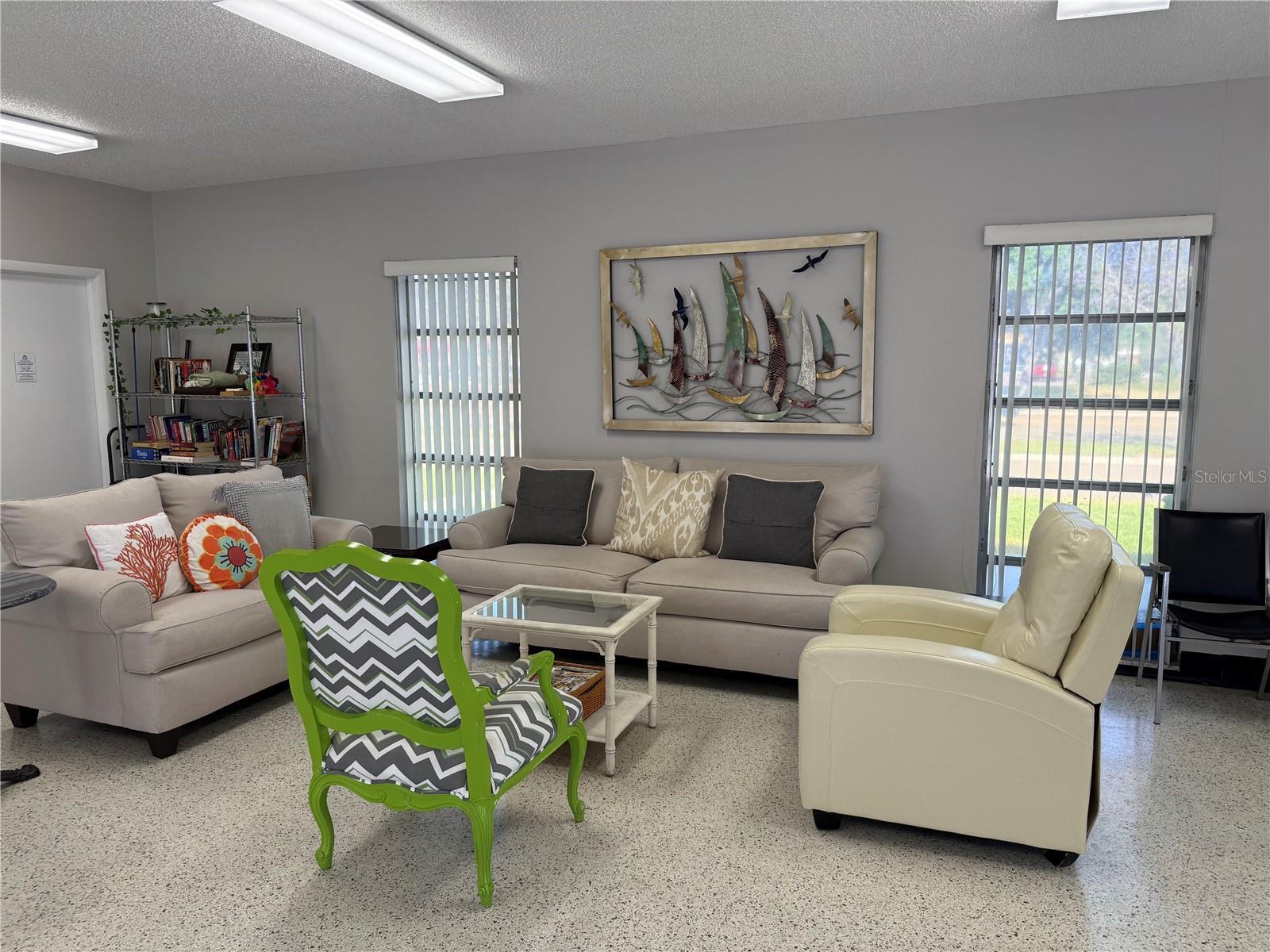 Image 32 of 35 For 1001 77th Avenue N 206