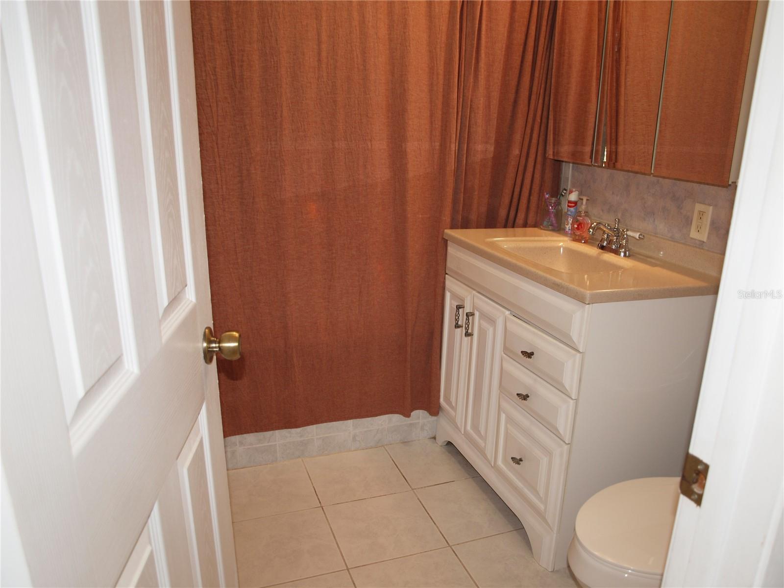 Image 13 of 41 For 8600 Village Mill Row