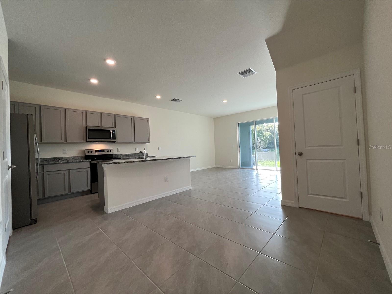 Image 4 of 38 For 1541 Colt Creek Place