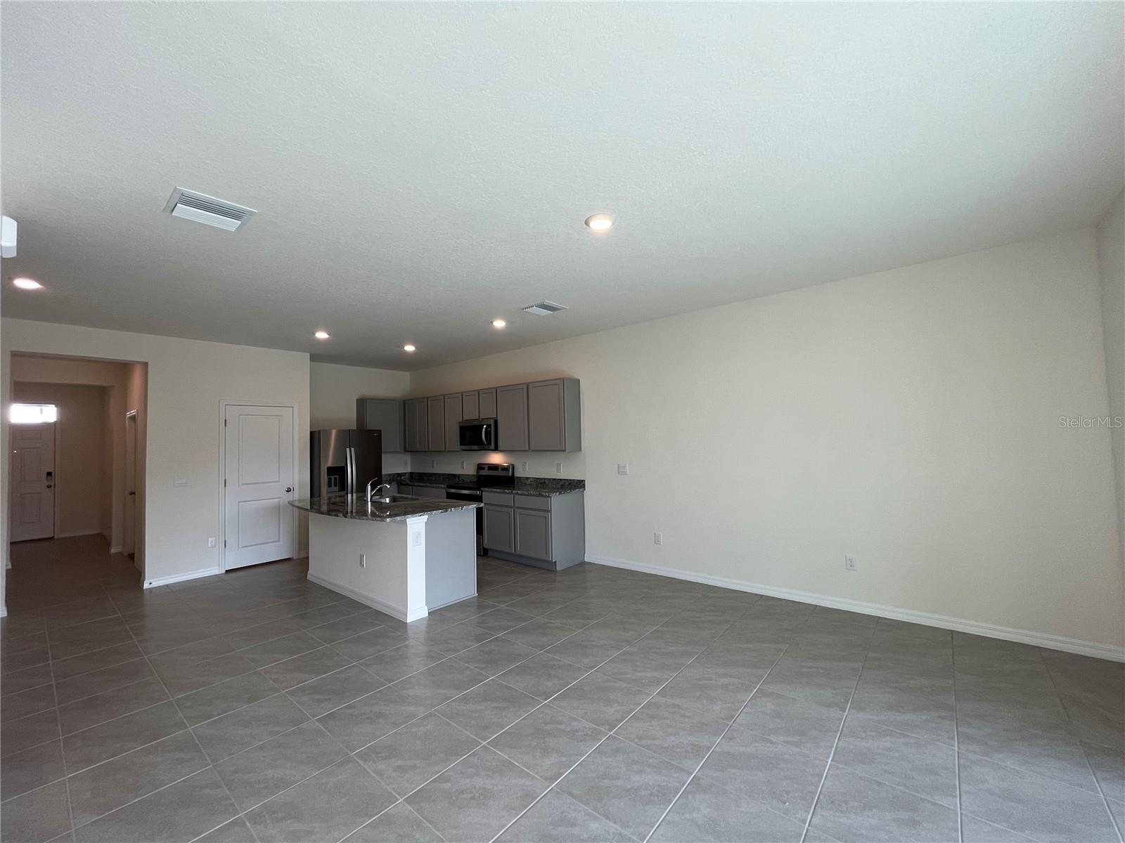 Image 6 of 38 For 1541 Colt Creek Place