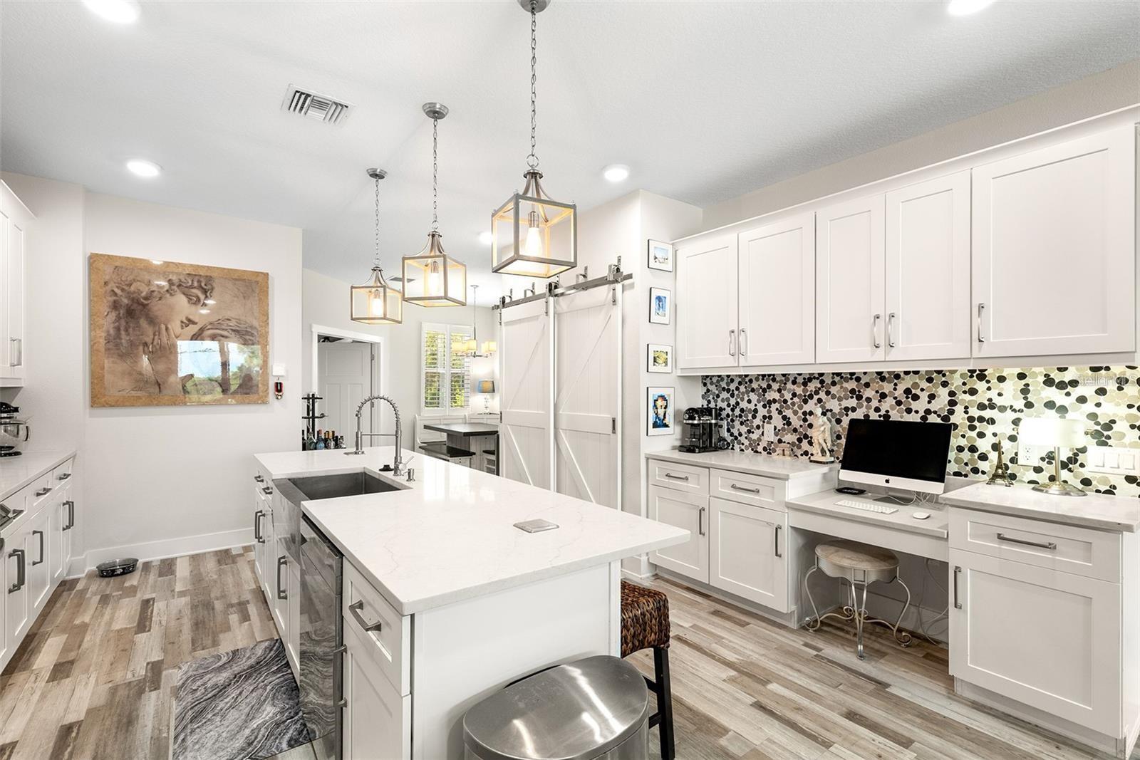 Image 10 of 38 For 1237 Savona Drive Ne