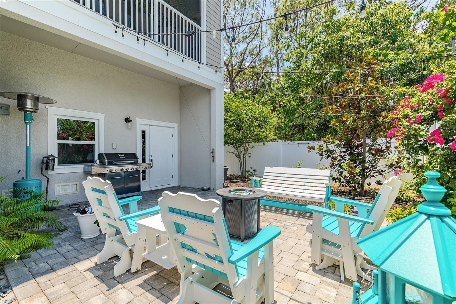 Image 30 of 38 For 1237 Savona Drive Ne