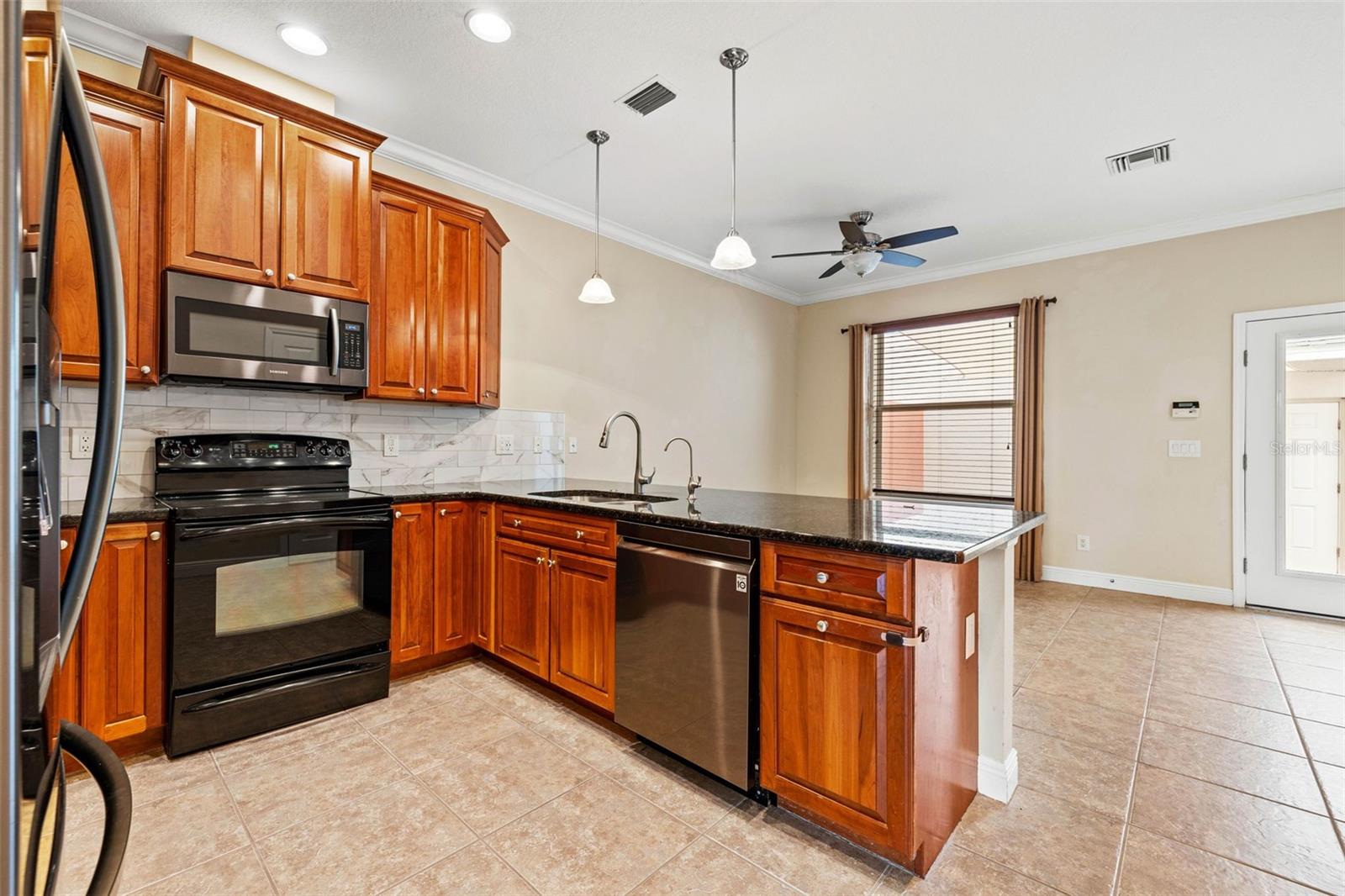 Image 6 of 30 For 135 49th Avenue N