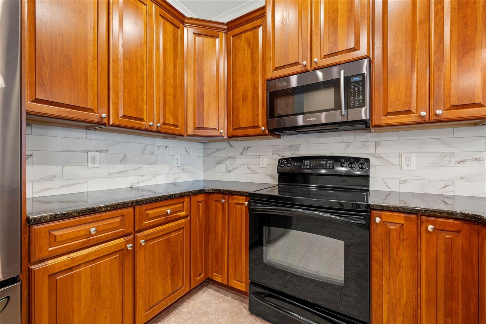 Image 9 of 30 For 135 49th Avenue N