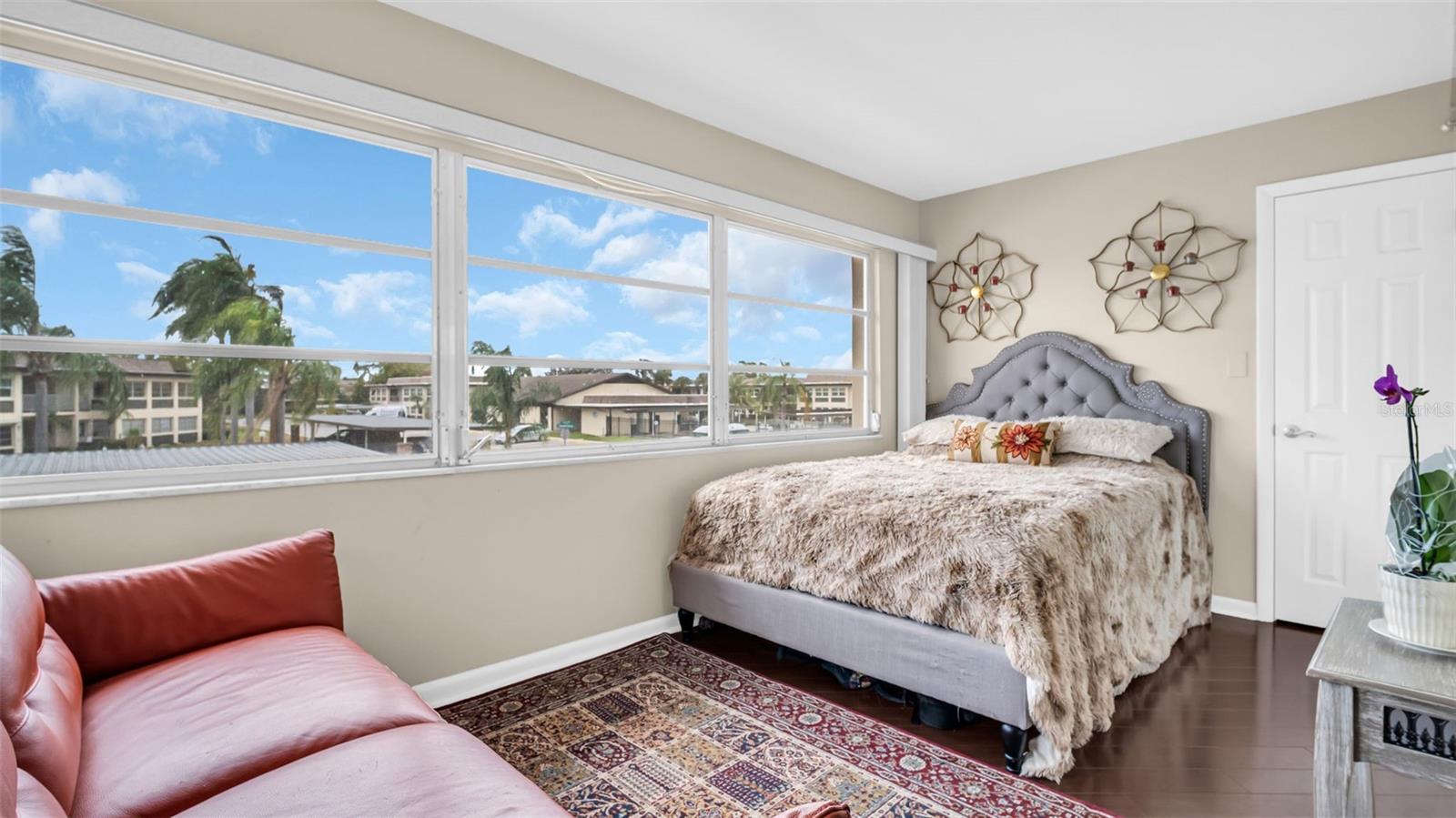 Image 11 of 31 For 4812 Jasper Drive 203