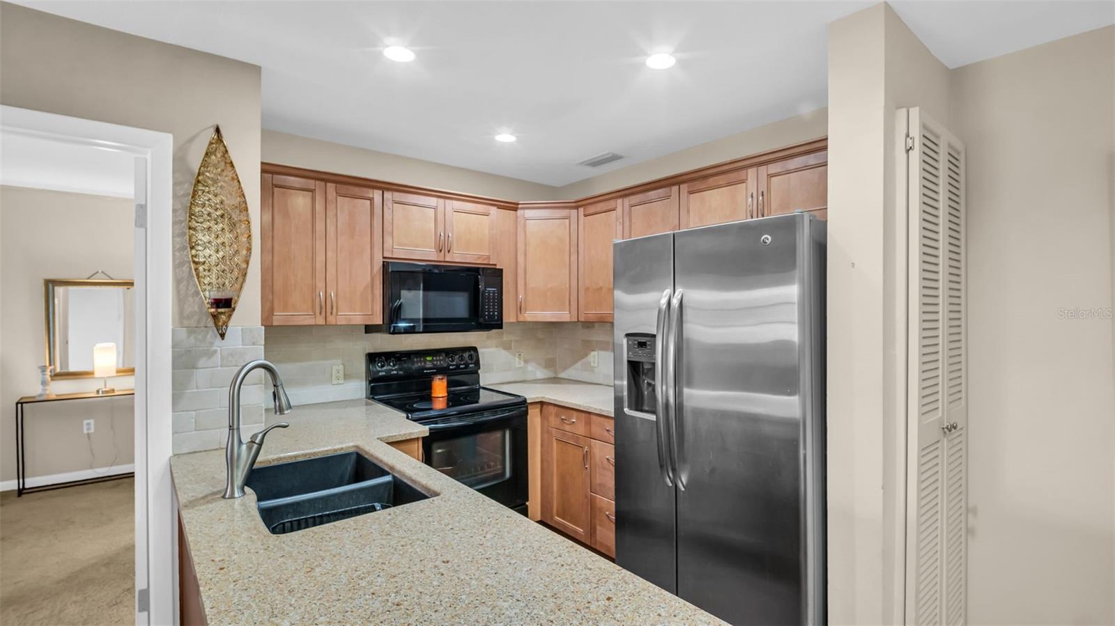 Image 8 of 31 For 4812 Jasper Drive 203
