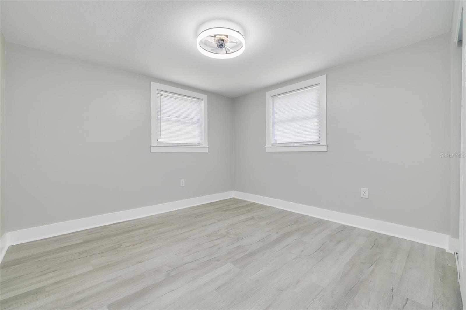 Image 18 of 27 For 9124 Lido Lane