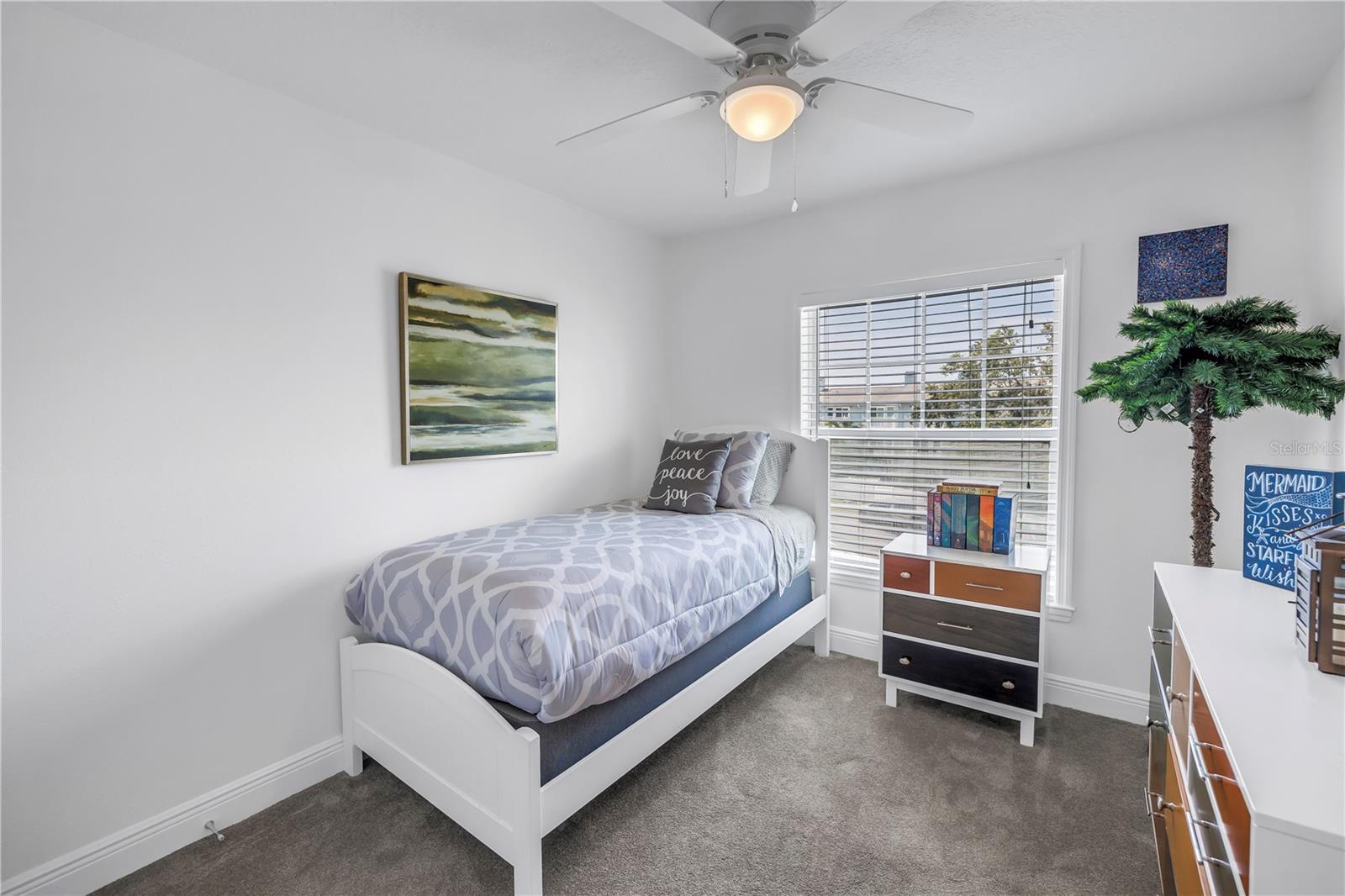 Image 31 of 74 For 100 Windrush Boulevard 1
