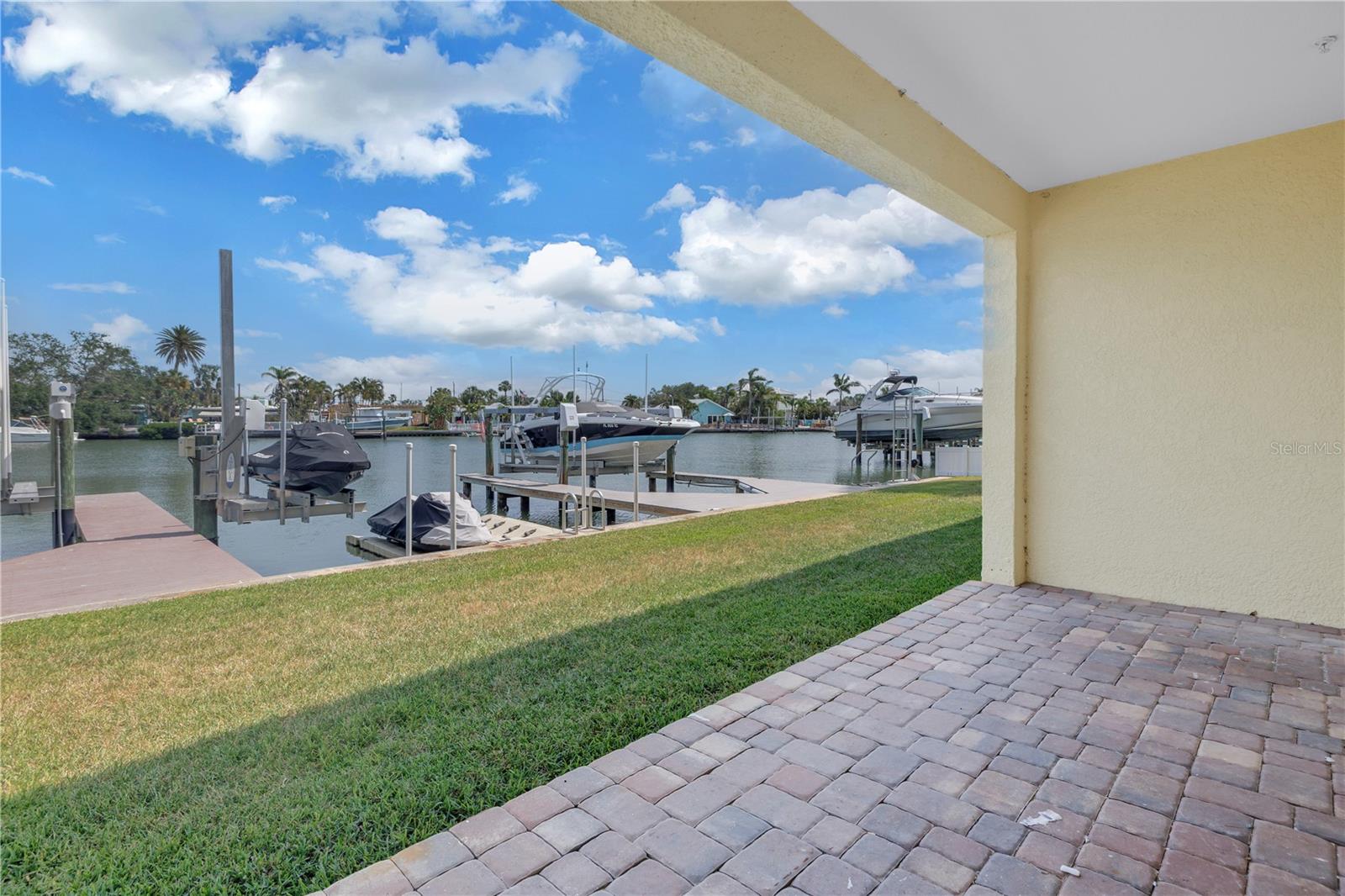 Image 37 of 74 For 100 Windrush Boulevard 1