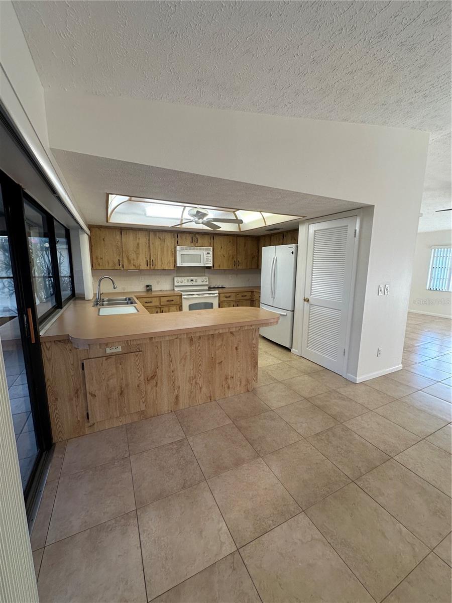 Image 6 of 24 For 909 Chipaway Drive