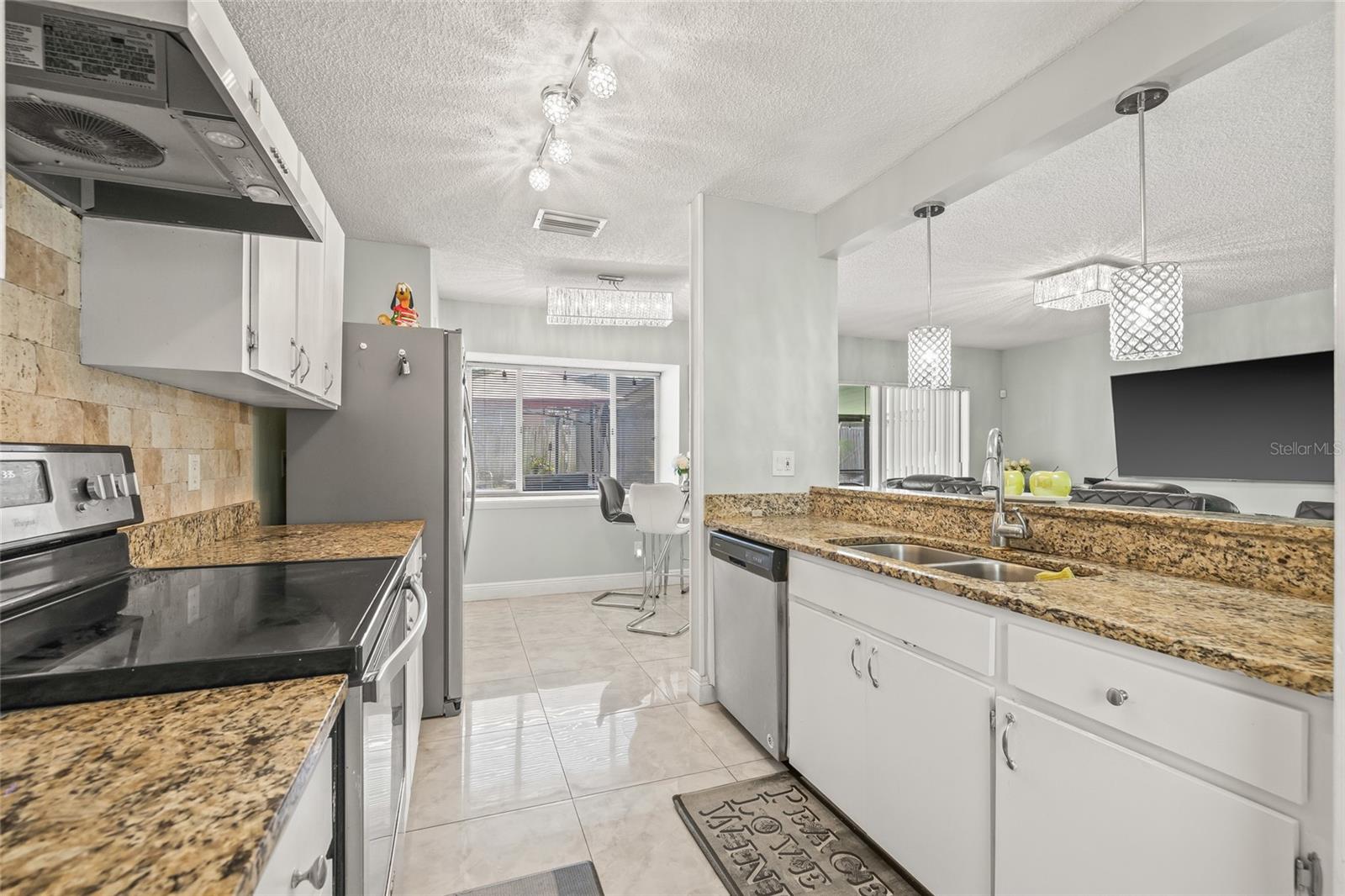 Image 20 of 42 For 1414 High Knoll Drive