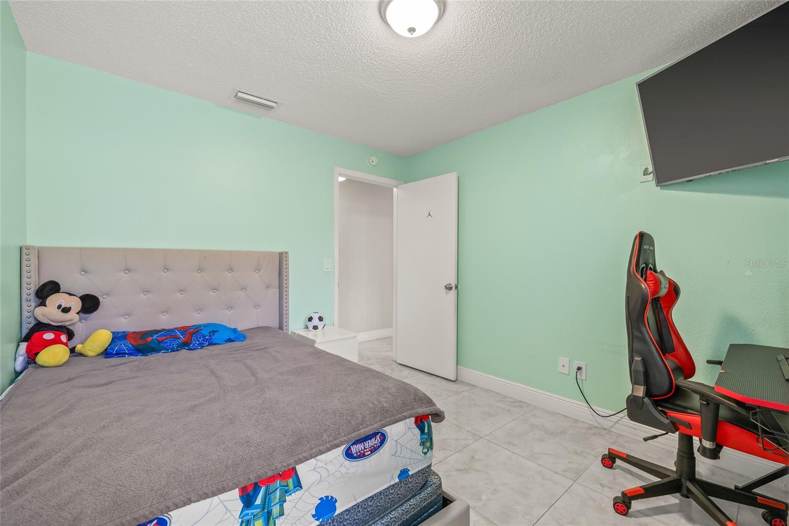 Image 31 of 42 For 1414 High Knoll Drive