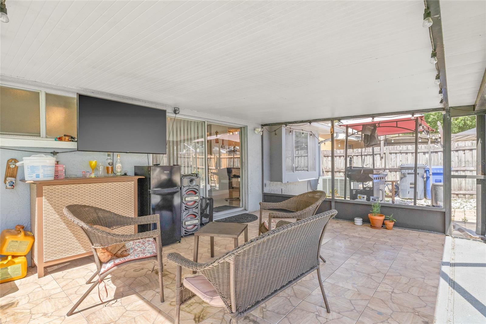 Image 33 of 42 For 1414 High Knoll Drive