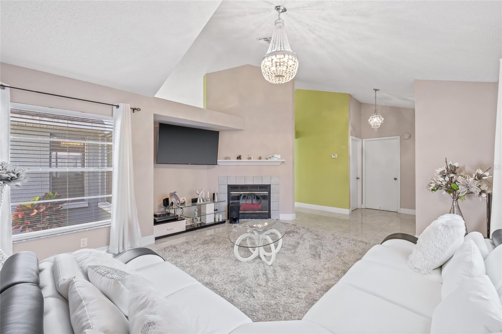 Image 9 of 42 For 1414 High Knoll Drive