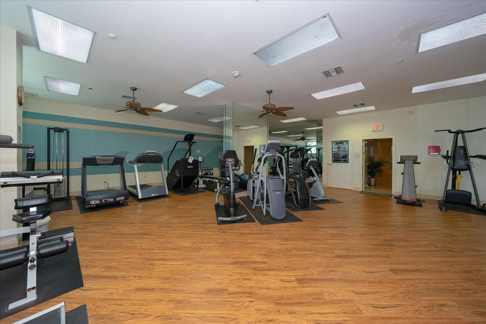 Image 28 of 39 For 1520 Gulf Boulevard 404