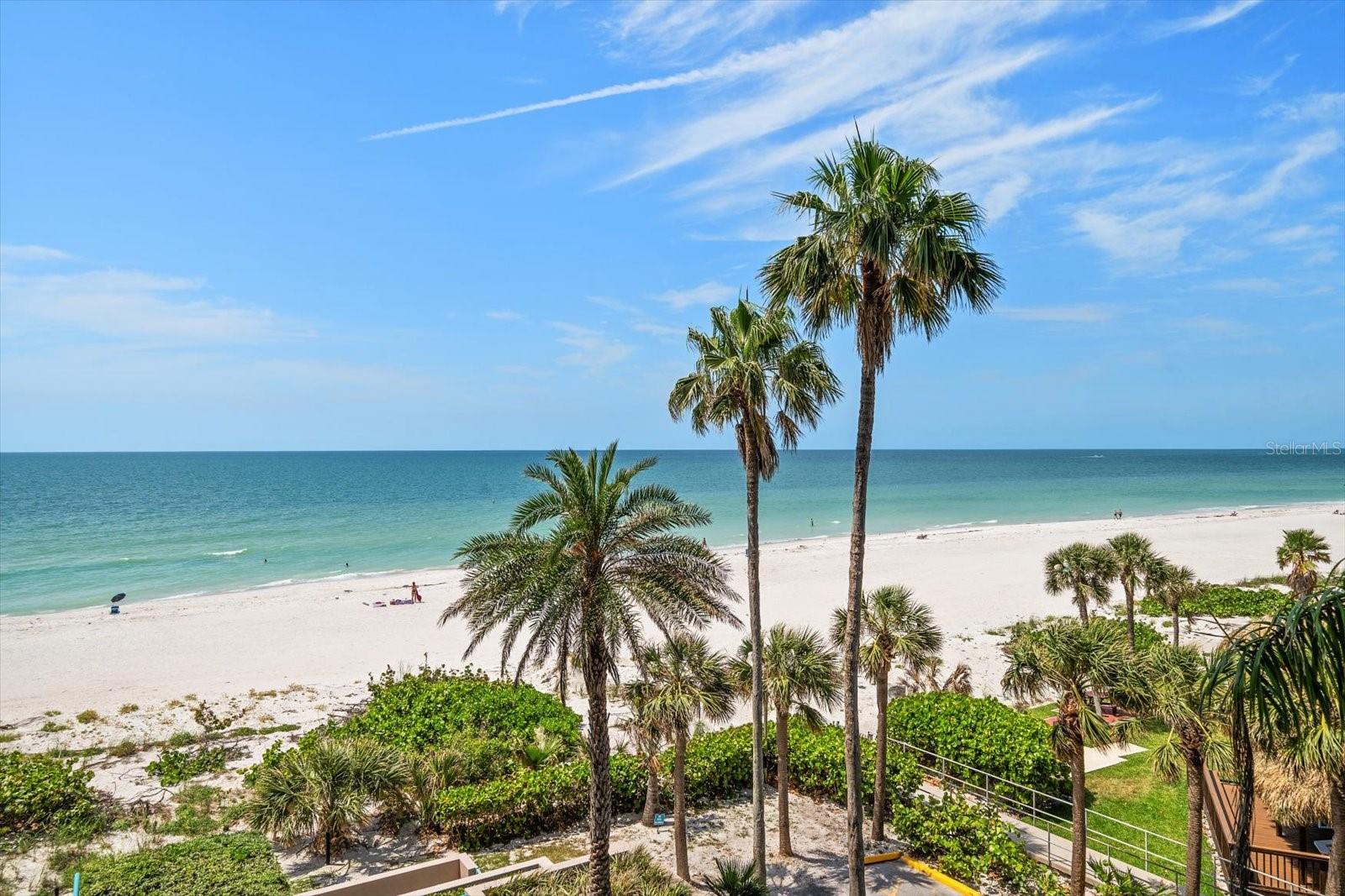 Image 3 of 39 For 1520 Gulf Boulevard 404