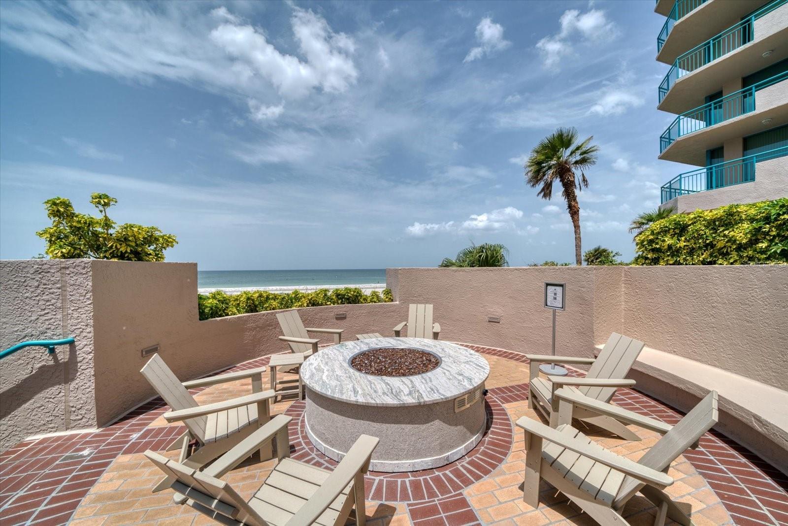 Image 30 of 39 For 1520 Gulf Boulevard 404