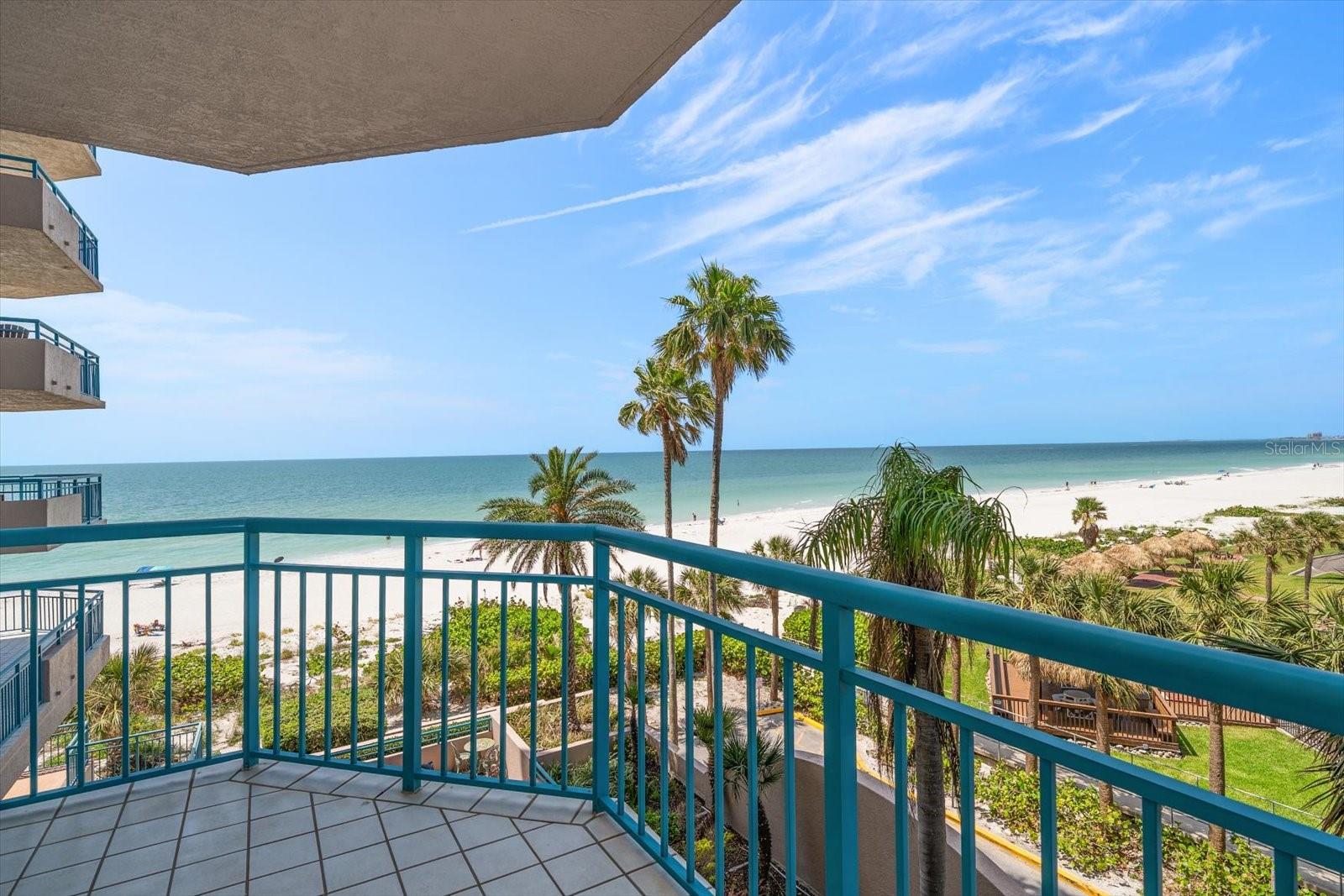 Image 4 of 39 For 1520 Gulf Boulevard 404
