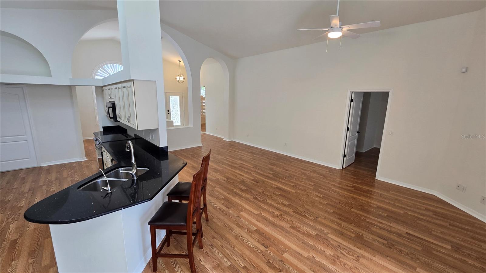 Image 12 of 22 For 15209 Arbor Hollow Drive