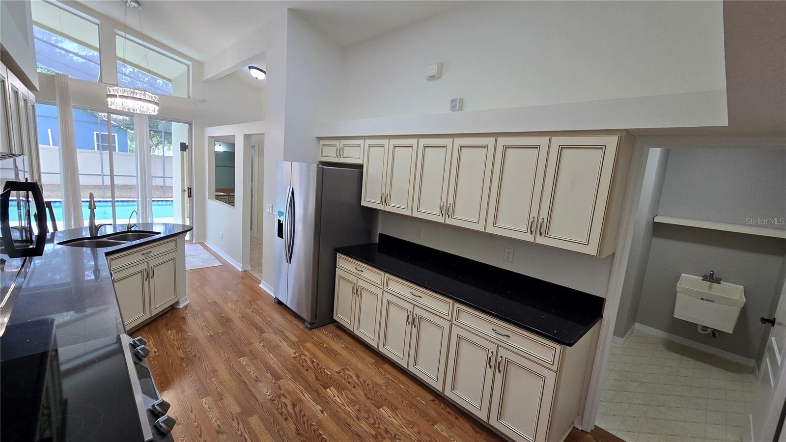 Image 14 of 22 For 15209 Arbor Hollow Drive