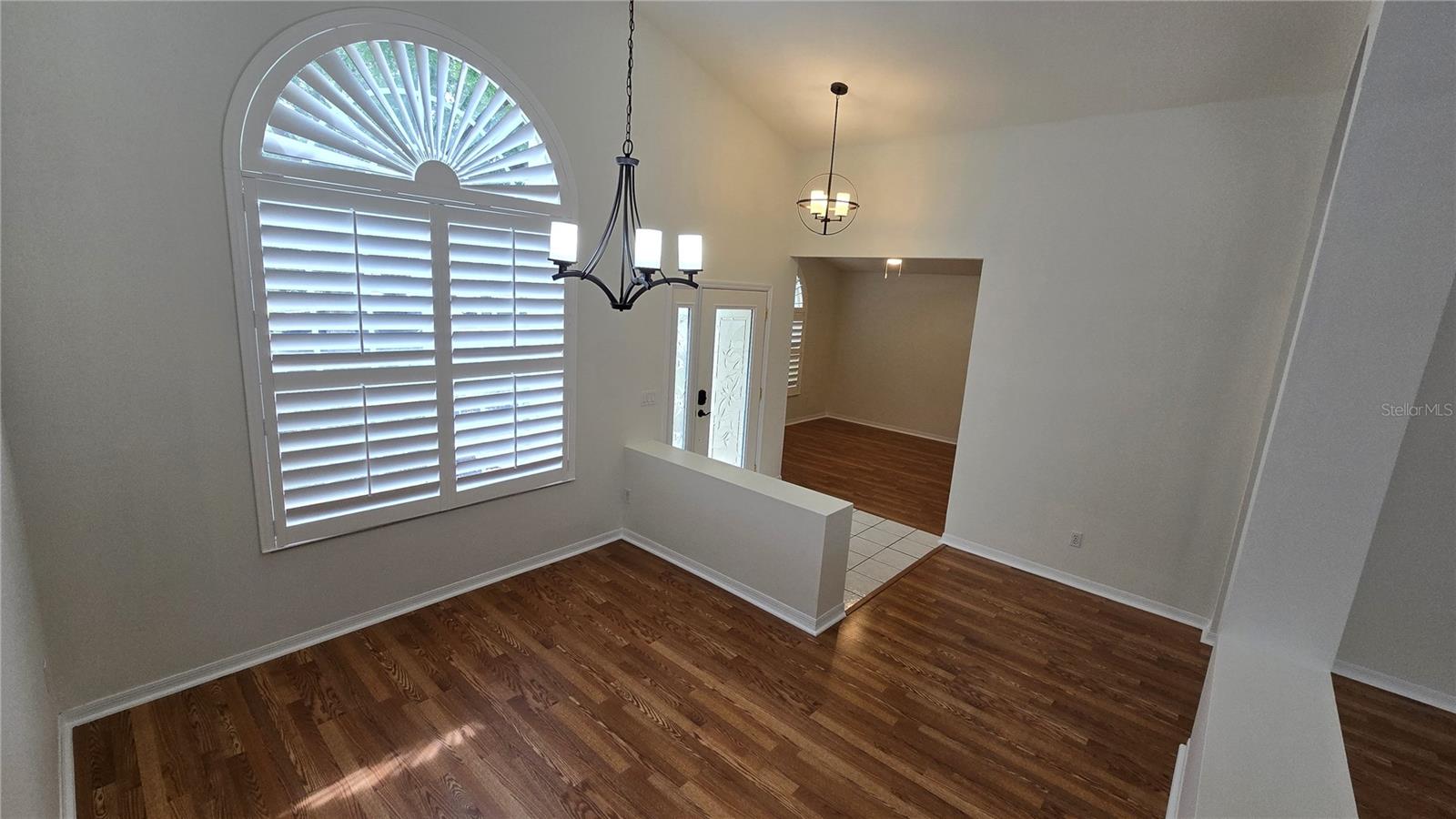 Image 4 of 22 For 15209 Arbor Hollow Drive