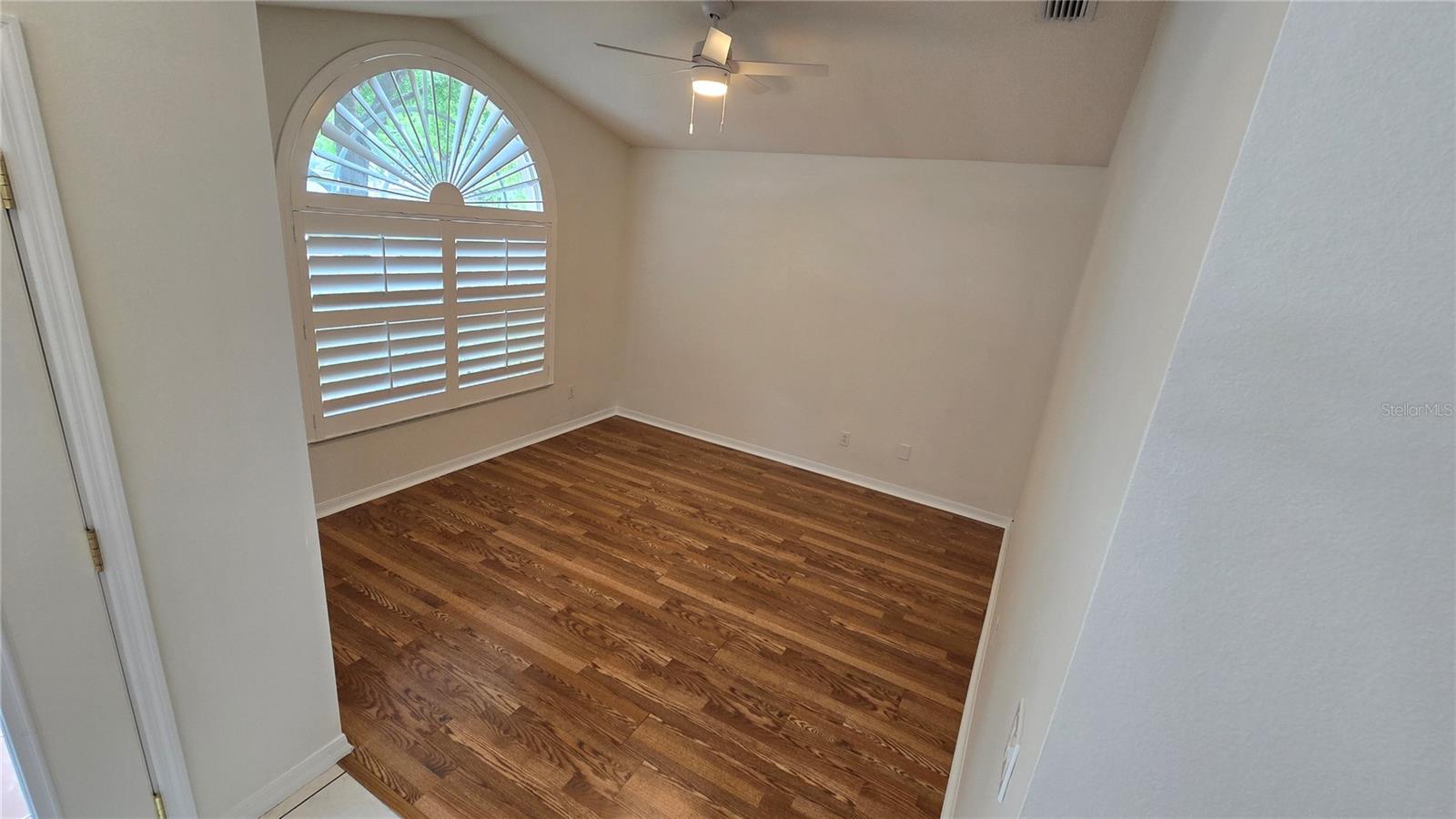 Image 5 of 22 For 15209 Arbor Hollow Drive